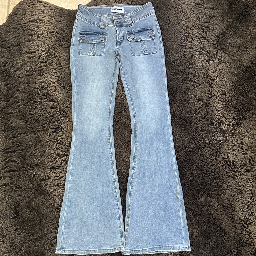 Stretch flare jeans light wash